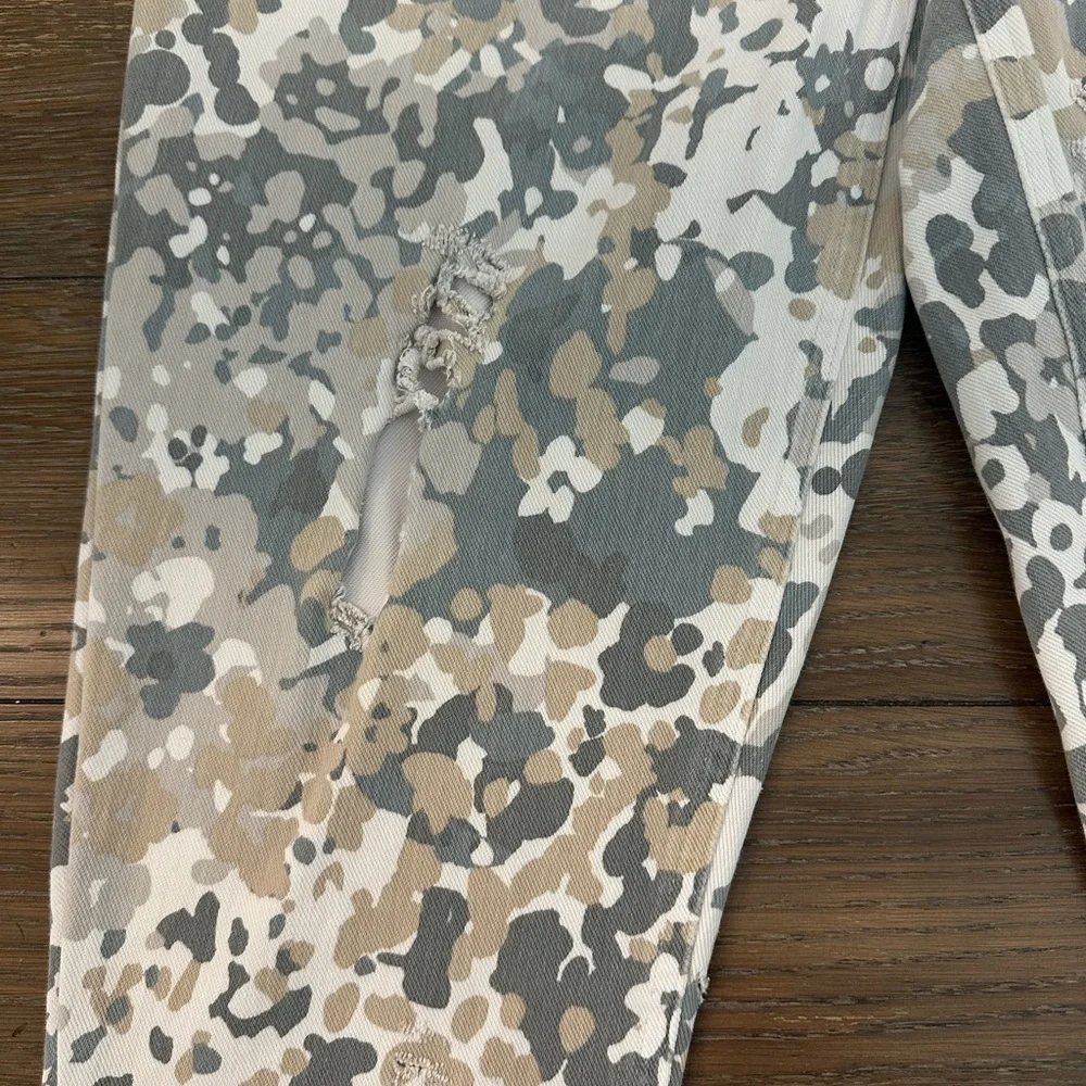 Spanx Size 1X‎ Distressed